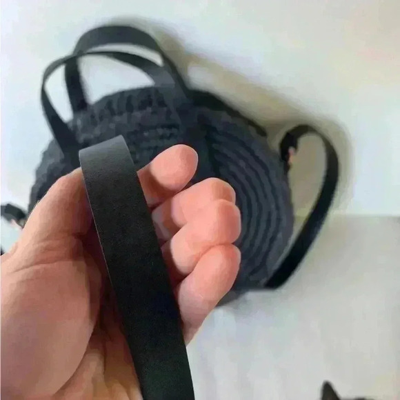 Round Paper Straw Handbag H&M Crossbody basket Boho weaved beachy summer - Picture 8 of 8